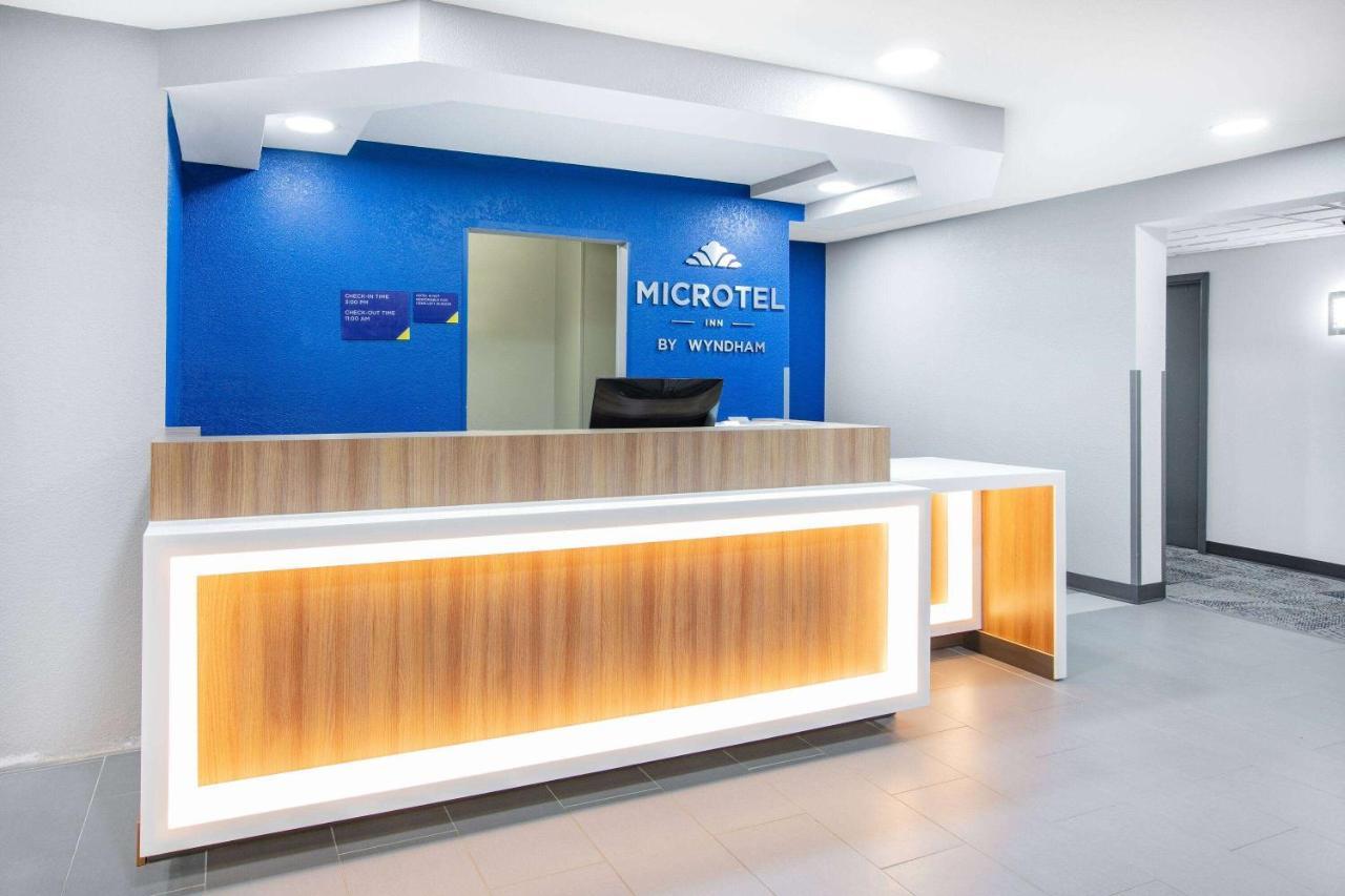Microtel Inn By Wyndham Beckley Buitenkant foto